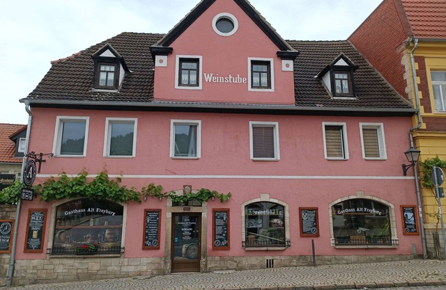 Vacation apartment Alt Freyburg, in the heart of the Jahn and wine town