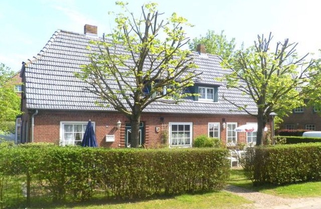 Vacation apartment/apartment for 3 guests with 45m² in Oldsum (268618)