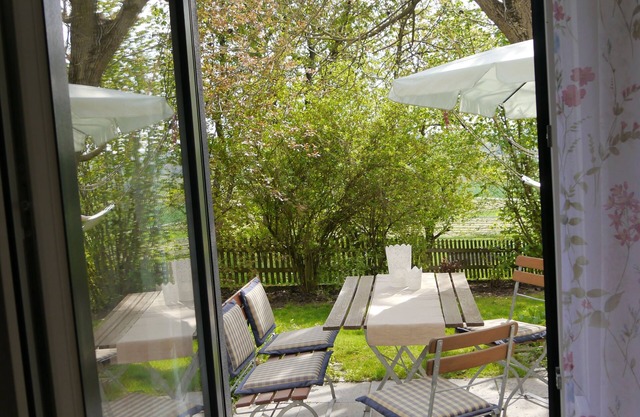Vacation apartment centrally located between Wertheim and Würzburg. Apartment for 1-4 persons