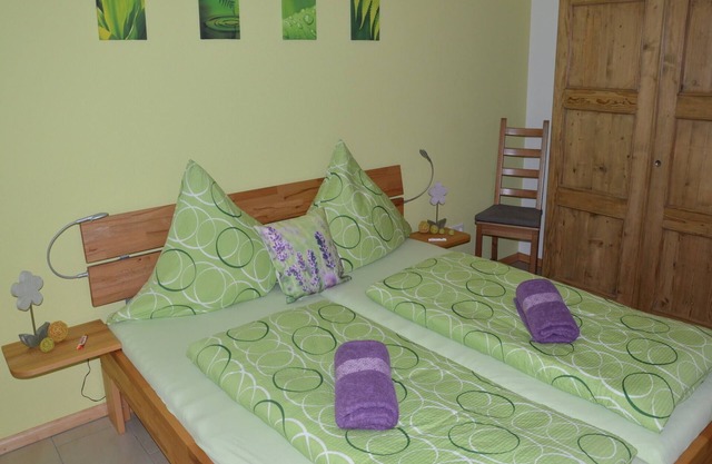 Vacation apartment/apartment for 8 guests with 55m² in Rheinhausen (17998)
