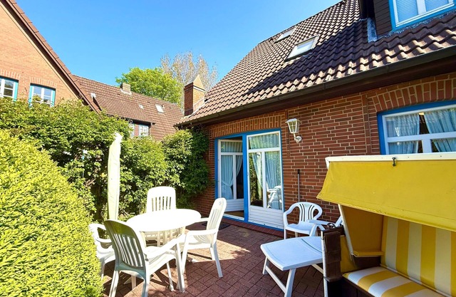 Vacation apartment/apartment for 4 guests with 55m² in Wyk auf Föhr (161579)