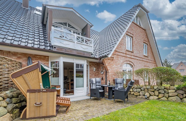 Vacation apartment for up to 4 people with terrace and sauna.