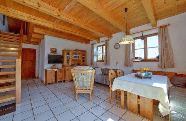 Vacation apartment Sonnenschein, for 5 persons, 70 sqm, 2 sep. Bedroom