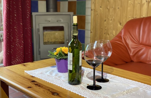 Vacation apartment with terrace & sauna and fireplace, ground floor, family-run & sunny