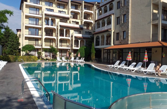Vacation apartment with 2 bedrooms (5 beds), 1 living room with kitchenette