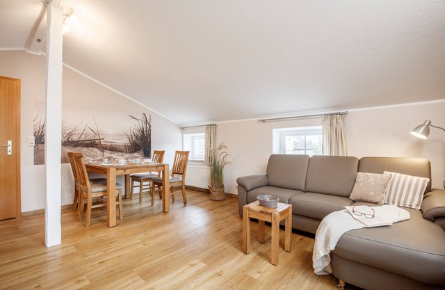 Vacation apartment/apartment for 4 guests with 55m² in Fehmarn OT Vadersdorf (16237)