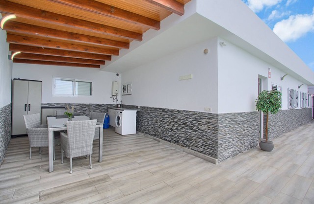 Vacation Home 'Villa Candelaria' with Sea View, Private Terrace and Wi-Fi