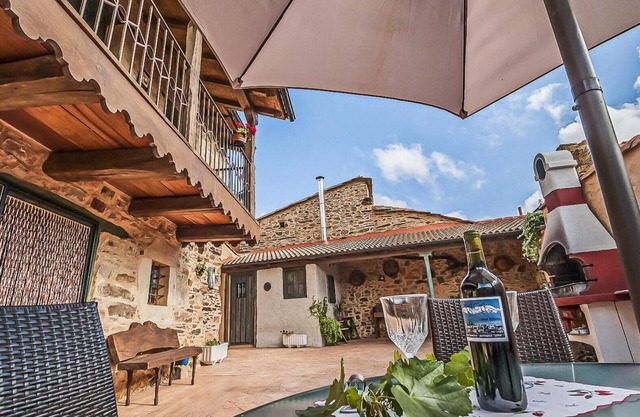 Vacation Home "Jumaca" with Mountain View, Private Terrace & Wi-Fi