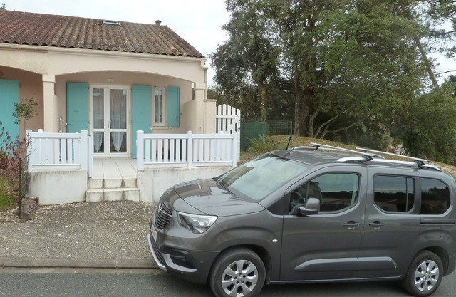 Vacation home for 2 adults and 2 children
