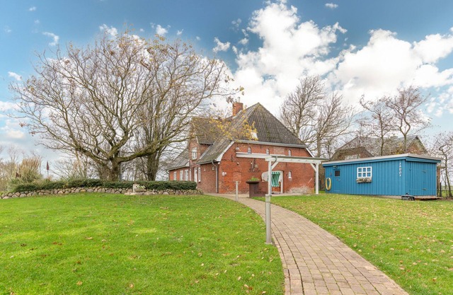 Vacation home Juwel am Deich in Emmelsbüll-Horsbüll for up to 8 people