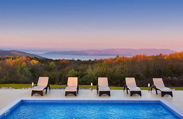 Vacation home Bura by Interhome