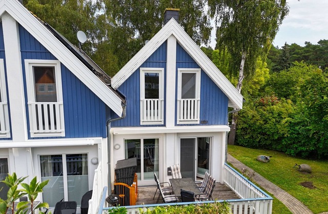 Vacation home close to the beach with terrace and private sauna - Holiday home Cumulus