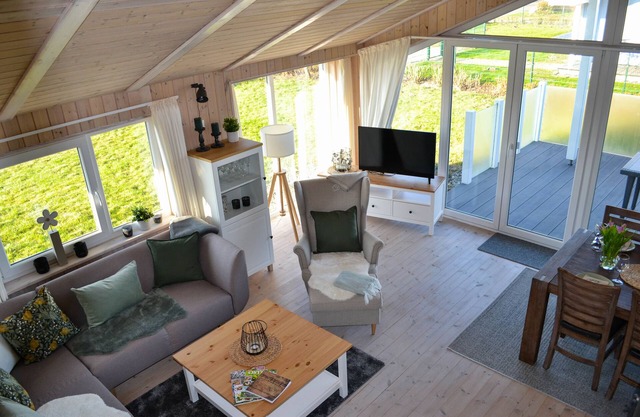 Vacation home for 6 guests with 66m² in Wesselburenerkoog (183217)