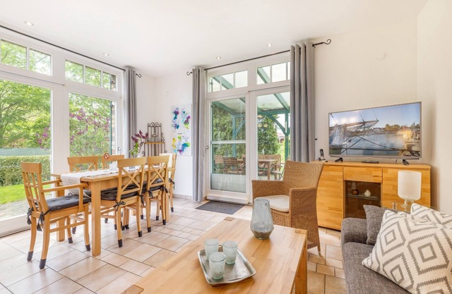 Vacation home for 12 guests with 250m² in Garz/Rügen (295097)