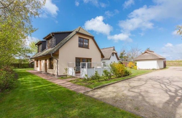 Vacation home for 4 guests with 66m² in Dierhagen (118593)