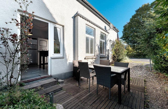 Vacation Home "Insel Hus" with Private Terrace, Garden & Wi-Fi