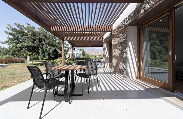 Vacation Home 'Iris - Finca La Suerte Grande' with Mountain View and Wi-Fi