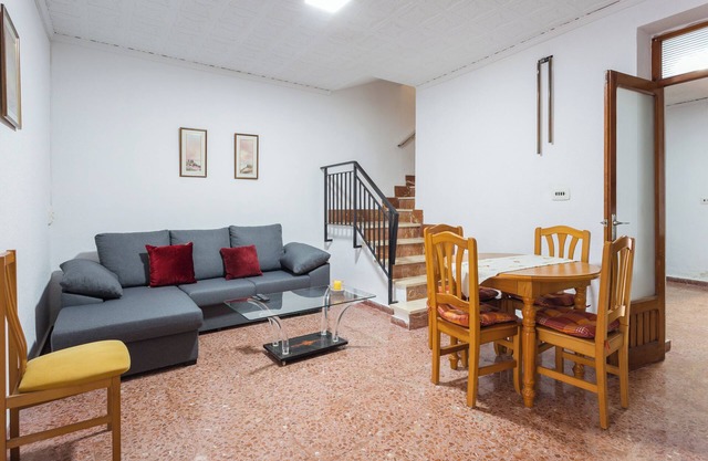 Vacation Home "La Matea" with Private Terrace, Balcony & Wi-Fi