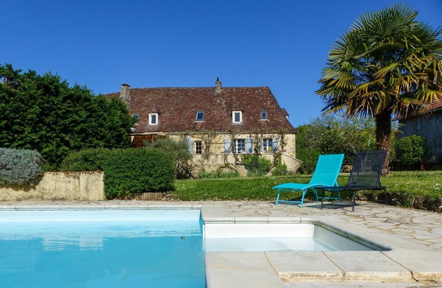 Vacation Home "Le Bonheur Dans Notre Pré" with Private Heated Pool & Terrace & Wi-Fi