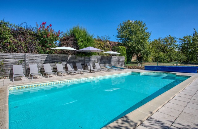 Vacation Home "Le Bonheur Dans Notre Pré 25 Person" with Balcony, Private Heated Pool & Wi-Fi