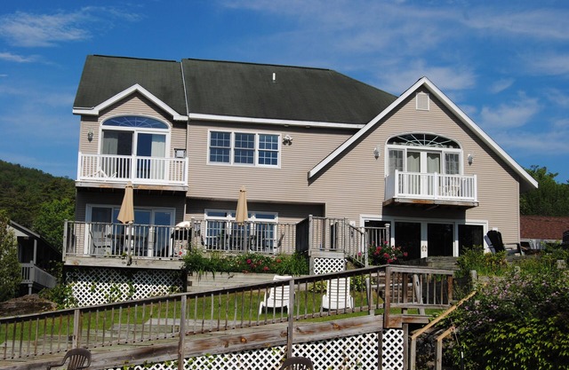Vacation home on Lake George
