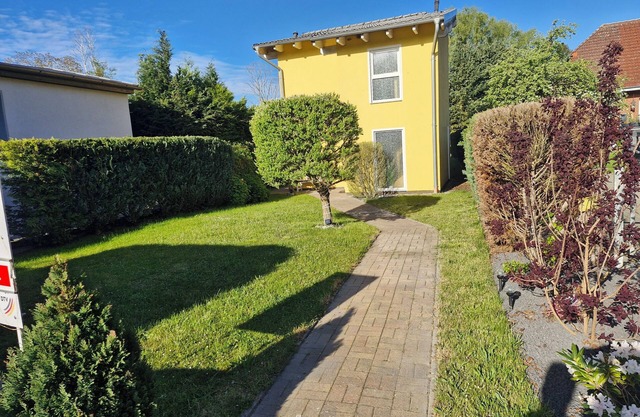 Vacation home own parking lot with e-charging station (wallbox), Netflix, WLAN, garden