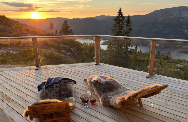 Vacation home Trollebo - unobstructed view - mountain panorama - ski slope - hiking