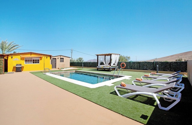 Vacation Home 'Valentina' with Mountain View, Wi-Fi and Air Conditioning