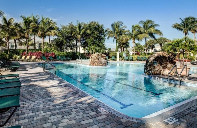 Vacation in paradise at Lely Resort