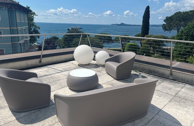 Vacation in Toscolano Maderno - 50 meters from the lake. With swimming pool.