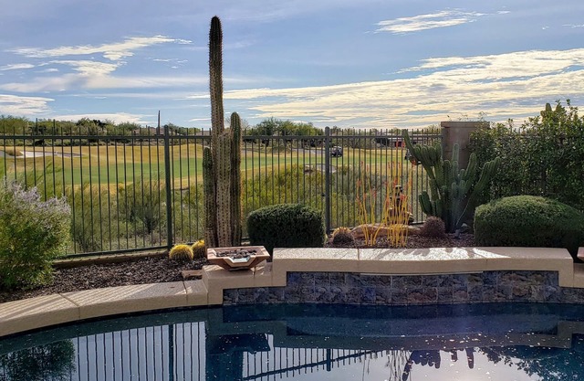 Vacation in the Desert Southwest in a Premier Resort Home w/private pool.