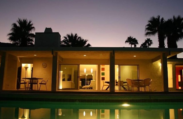 Vacation Like a Movie Star in Elegant Splendor! Palm Springs Movie Colony.
