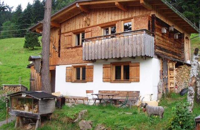 Vacation on a farm, family-friendly accommodation, back to nature, dogs allowed