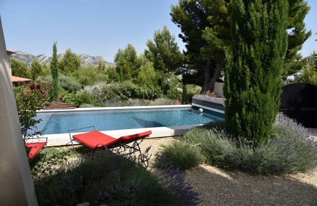 Vacation rental house with pool AUREILLE LS1-423