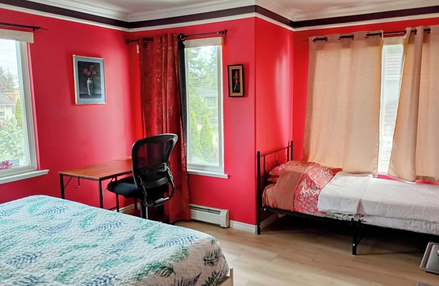 Vacation Rental Room in a Home nPrivate Bathroom nNo Airconnnn