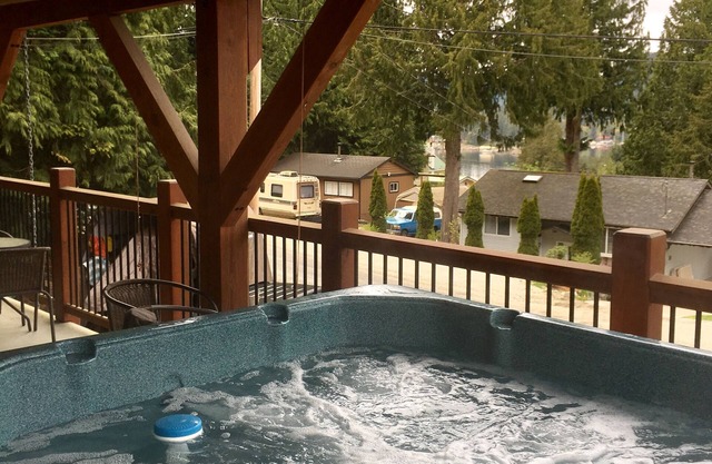 Vacation Rental Suite with Private Hot Tub