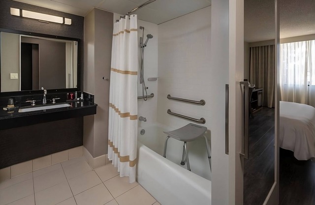 Vacation Starts Here! Near GEODIS Park - Home of Nashville SC, Pet-Friendly