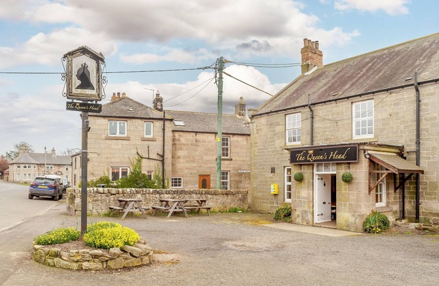 Vale View - Five Bedroom Apartment, Sleeps 11