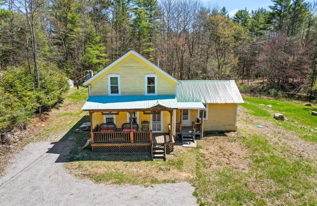 Valentine Pond House