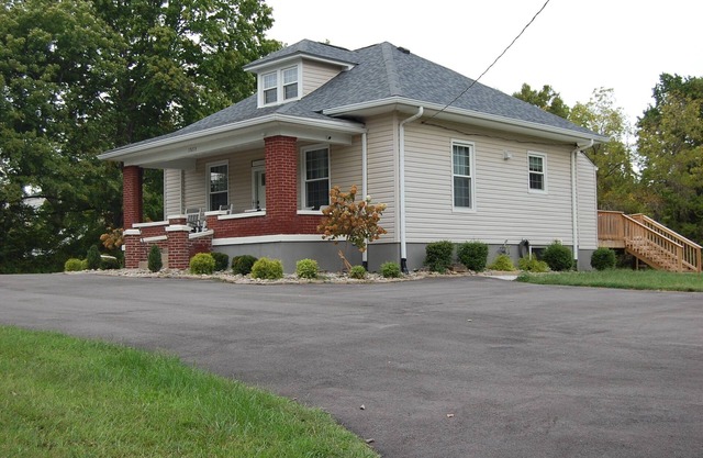 Valhalla View Home-Minutes to Golf Course-Perfect for Golfers, Horses, Trailers