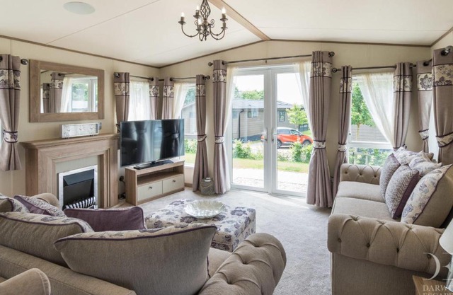 Valley View with a luxurious hot tub