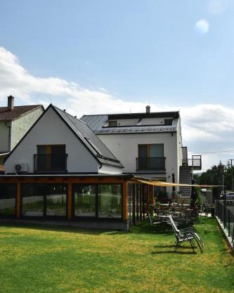 Varalja Apartments