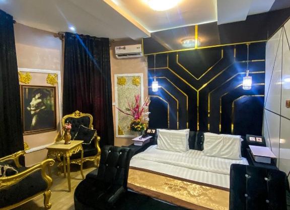 Vatican City hotel & Suites Aba
