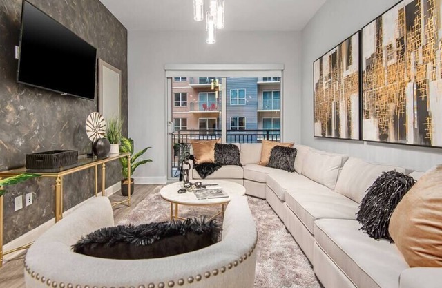 Vegas Glam · 5* Lux 2 Kings, Pool, Gym, Parking