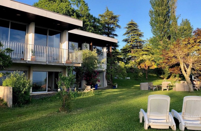 Very beautiful villa with breathtaking views of the Pyrenees