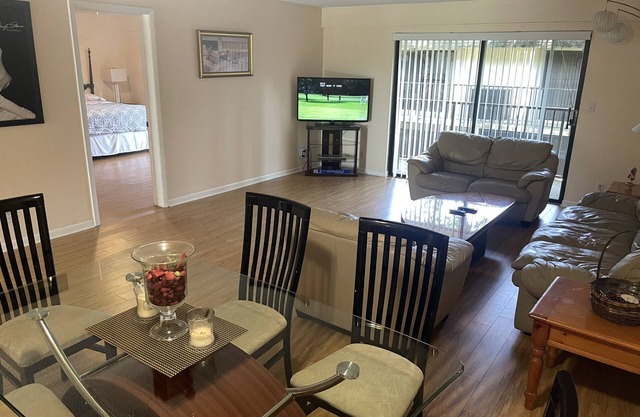 Very Comfortable Condo In Quiet Community