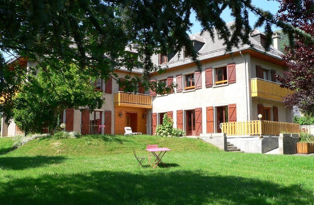 Very high standard mountain house close to Peyragudes