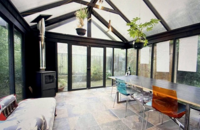 Very private 5-6 bedroom house with Annex and hot tub.