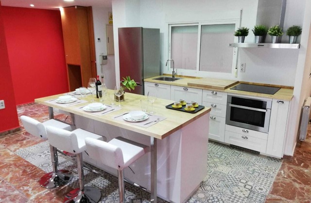 Very spacious apartment. Historic District, free cancellation