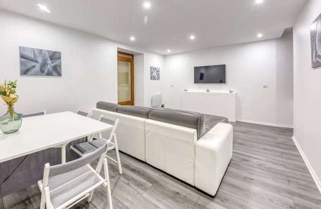 Very spacious apartment for 4 people